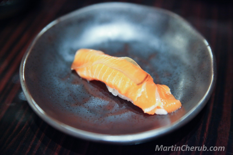 Salmon nigiri